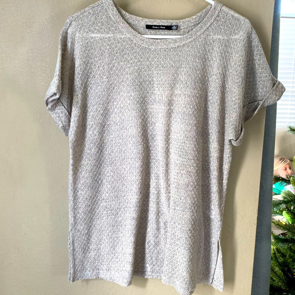 Die & Rae Short Sleeve Sweater
